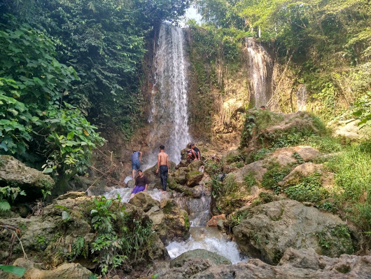 Air Terjun Bengkat via Googleplus, 1. Waduk Kedung Ombo, 2. Waduk Klambu, 3. Waduk Cindelaras, 4. Waduk Nglangon, 5. Objek Wisata Bledug Kuwu Grobogan, 6. Goa Macan dan Goa Lowo, 7. Goa Urang Grobogan, 8. Wisata Api Abadi Mrapen, 9. Air Terjun Gulingan, 10. Air Terjun Widuri, 11. Objek Wisata Jati Pohon Indah, 12. Objek Wisata Lumpur Kesongo, 13. White Canyon, 14. Kalibiru Grobogan, 15. Kedung Kempul, 16. Sendang Coyo Grobogan, 17. Tugu Lasi, 18. Danau Resto Purwodadi, 19. Kolam Renang Ayodya, 20. Desa Wisata Banjarejo, 21. Bendungan Klambu, 22. Waduk Gambringan, 23. Masjid K.H. Burham, 24. Cindelaras, 25. Taman Remaja Pungkruk, 26. Agrowisata Kebun Blimbing Grobogan, 27. Makam Ki Ageng Selo, 28. Waterboom Mulia Klambu, 29. Waterpark ‘n Snow Gubug, 30. Master Park Purwodadi – Aircraft and Air Travel Master Park, 31. Arung Jeram Grobogan, 32. Wisata Tengah Sawah (WTS), 33. Grojogan Jati Anom, 34. Waduk Butak, 35. Bendungan Glapan Munir, 36. Waduk Sidorejo, 37. Bendungan Dumpil, 38. Wisata Air Terjun Taruman, 39. Sendang Keongan, 40. Grojogan Kinasih, 41. Air Terjun Nganyongan, 42. Puncak Pelangi Gunung Ulo, 43. Menara Simpang Lima, 44. Air Terjun Watu Ondo, 45. Air Terjun Bengkat, 46. Kedung Tlawah, 47. Grojogan Ngrandu