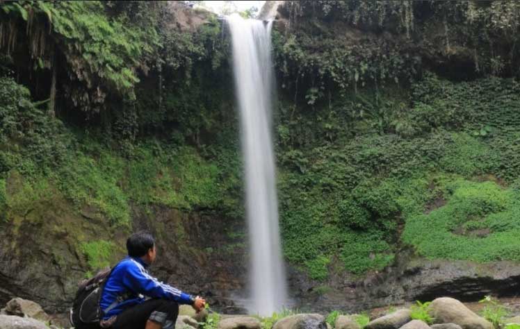 Coban Waru Pasuruan via @surya_wijaya027, 1. Kawasan Tretes, 2. Taman Safari Prigen, 3. Pantai Lekok, 4. Gunung Bromo, 5. Bukit Flora, 6. Condido Agro Herbal, 7. Finna Golf & Club Resort, 8. Pantai Penunggul, 9. Pemandian Alam Banyu Biru Pasuruan, 10. Candi Jawi, 11. Candi Gunung Gangsir, 12. Danau Ranu Grati, 13. Kebun Raya Purwodadi, 14. Kebun Apel Khrisna, 15. Agrowisata Bhakti Alam Pasuruan, 16. Air Terjun Gumandar, 17. Air Terjun Sumber Nyonya, 18. Air Terjun / Coban Cemoro Gading, 19. Coban Waru Pasuruan, 20. Coban Rambut Moyo, 21. Air Terjun Kakek Bodo Pasuruan, 22. Air Terjun Putuk Truno, 23. Saygon Waterpark, 24. Sawahe Pak Budi, 25. The Taman Dayu, 26. Alun-alun Pasuruan, 27. Taman Pakuncen, 28. Taman GOR Untung Suropati, 29. Taman Sekargadung, 30. Hutan Mangrove Nguling, 31. Air Terjun Baung, 32. Air Terjun Alap-alap di Pasuruan, 33. Air Terjun Tundo Pitu di Pasuruan, 34. Masjid Cheng Hoo Pandaan, 35. Curug Coban Watu, 36. Saygon Night Park, 37. Kedawung Agro Selfie, 38. Reco Kembar, 39. Pemandian Taman Ria Suropati, 40. Taman Hayati, 41. Candi Belahan (Candi Sumber Tetek)