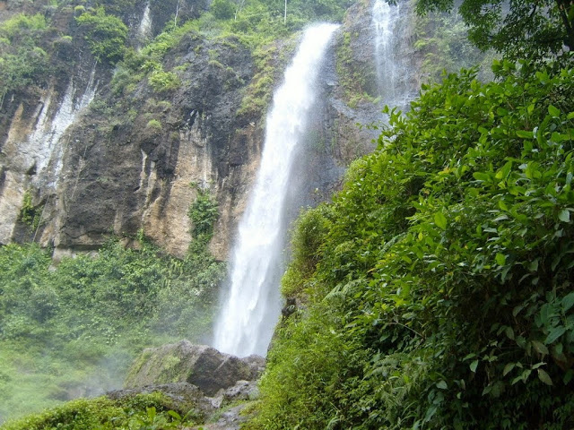 Curug Muncar, Rekomendasi Tempat Wisata di Jawa Tengah, Tempat Wisata di Semarang Jawa Tengah, Tempat Wisata di Salatiga Jawa Tengah, Tempat Wisata di Purwokerto Jawa Tengah, Tempat Wisata di Purworejo, Tempat Wisata di Jawa Tengah Hits Lainnya