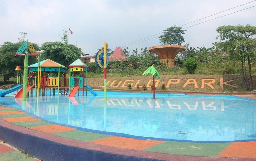 Joglo Park Mojokerto via @joglopark, 1. Air Terjun Pacet Mojokerto, 2. Candi Jolotundo Mojokerto, 3. Petirtaan Jolotundo Mojokerto, 4. Joglo Park Mojokerto, 5. Waterland Mojokerto, 6. Wisata Pacet Mini Park, 7. Pemandian Air Panas Pacet Mojokerto, 8. Wisata Trawas Mojokerto, 9. Gunung Penanggungan, 10. Hutan Pinus Jubel Mojokerto