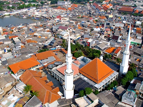 Kampung Luar Batang via Bujangmasjid, 1. Taman Impian Jaya Ancol, 2. Suaka Margasatwa Muara Angke, 3. Museum Bahari, 4. Sea World Ancol, 5. Dunia Fantasi atau Dufan, 6. Taman Wisata Alam (TWA) Angke Kapuk, 7. Ocean Dream Samudra Ancol, 8. Allianz Eco Park, 9. Amped Trampoline Park, 10. Taman Jogging 1 Kelapa Gading, 11. Taman Waduk Pluit, 12. Taman Hutan Kota Penjaringan, 13. Rumah Si Pitung, 14. Marunde Beach, 15. Atlantis Water Adventure, 16. Alive Museum Ancol, 17. Pantai beach pool ancol, 18. Taman Ismail Marzuki (TIM), 19. Danau Sunter, 20. Kawasan Ekowisata Mangrove PIK, 21. Faunaland Ancol, 22. Pasar Seni, 23. Taman Walang Baru, 24. Jakarta Bird Land, 25. Ecopark Club House, 26. Pantai Karnaval Ancol, 27. San Antonio Beach PIK 2, 28. Danau Cincin, 29. Taman Bintaro, 30. Taman Rawa Badak Utara, 31. Taman Segitiga – Gorontalo, 32. Bounce Street Asia, 34. Bahtera Jaya Ancol, 35. Kawasan Pelabuhan Sunda Kelapa, 36. Kampung Tugu, 37. Sentra Perikanan Muara Angke, 38. Kampung Marunda, 39. Kampung Luar Batang