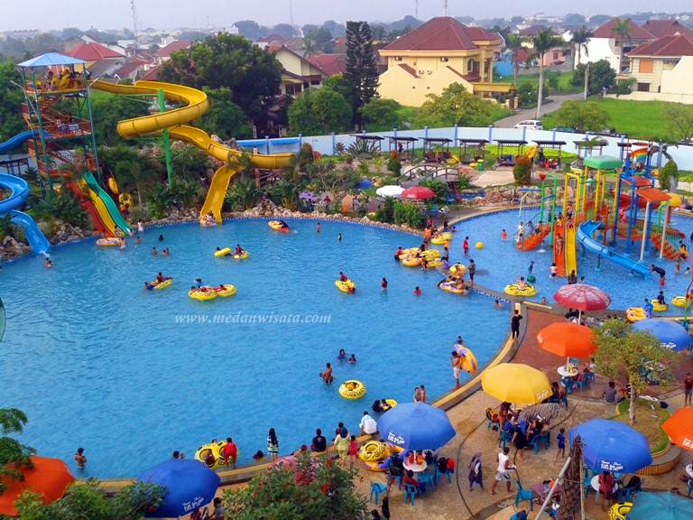 Kolam Renang Bumi Asri, 1. Kolam Renang Istiqlal, 2. Bimo Utomo Waterpark, 3. Green Dim Park, 4. Kolam Renang Nabontar, 5. Kolam Renang Bumi Asri, 6. Kolam Renang Tamora Indah Waterpark, 7. Kolam Renang Wonders Waterworld, 8. Kolam Renang Graha Metropolitan, 9. Kolam Renang Hairos Waterpark, 10. Kolam Renang Cemara Asri, 11. Kolam Renang Citra Garden Waterpark, 12. Kolam Renang Bahagia Medan, 13. Infinity Swimming Pool Adi Mulia Hotel, 14. Kolam Renang Hotel Danau Toba International, 15. Kolam Renang Tirta Marelan (Tutup), 16. Kolam Renang Pantai Cermin Waterpark, 17. Kolam Renang Seksama Indah