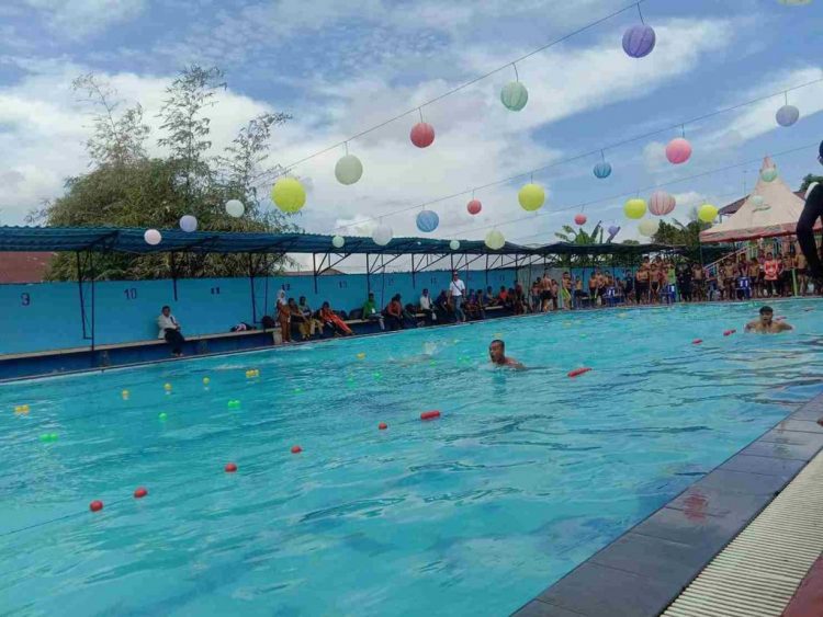 Kolam Renang Tirta Marelan via Medan Pos Online, 1. Kolam Renang Istiqlal, 2. Bimo Utomo Waterpark, 3. Green Dim Park, 4. Kolam Renang Nabontar, 5. Kolam Renang Bumi Asri, 6. Kolam Renang Tamora Indah Waterpark, 7. Kolam Renang Wonders Waterworld, 8. Kolam Renang Graha Metropolitan, 9. Kolam Renang Hairos Waterpark, 10. Kolam Renang Cemara Asri, 11. Kolam Renang Citra Garden Waterpark, 12. Kolam Renang Bahagia Medan, 13. Infinity Swimming Pool Adi Mulia Hotel, 14. Kolam Renang Hotel Danau Toba International, 15. Kolam Renang Tirta Marelan (Tutup), 16. Kolam Renang Pantai Cermin Waterpark, 17. Kolam Renang Seksama Indah