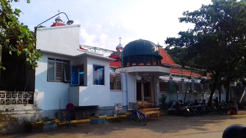 Makam Syekh Mutamakkin via Berberita, 1. Pantai Banyutowo, 2. Hutan Mangrove Pantai Sambilawang Pati, 3. Alun-alun Simpang Lima Pati, 4. Pulau Seprapat, 5. Waduk Gunung Rowo Pati, 6. Waduk Seloromo, 7. Pati Night Carnival, 8. Juwana Water Fantasy, 9. Klating Pucakwangi, 10. Kebun Kopi Jolong, 11. Situs Bersejarah Candi Kayen, 12. Goa Wareh, 13. Sendang Sani Pati, 14. Air Terjun Grenjengan Jolong, 15. Air Terjun Tadah Hujan Pati, 16. Makam Syekh Mutamakkin, 17. Makam Syekh Jangkung Saridin, 18. Wisata Industri PT. Dua Kelinci, 19. Desa Wisata Pemancingan Talun, 20. Pintu Gerbang Majapahit, 21. Petilasan Kadipaten Pati Genuk Kemiri, 22. Goa Pancur, 23. Lorodan Semar, 24. Kran Air Raksasa Melayang, 25. Vihara Gunung Wungkul, 26. Bumi Perkemahan Regaloh, 27. Air Terjun Selonatah, 28. Air Terjun Tretes Tlogowungu, 29. Haul Sunan Prawoto, 30. Hutan Kota Kalidoro, 31. Air Terjun Grenjengan Sewu, 32. Bukit Pandang Duren Sawit, 33. Hutan Pinus Pangonan, 34. Sego Gandul, 35. Sego Tewel Tambak Romo