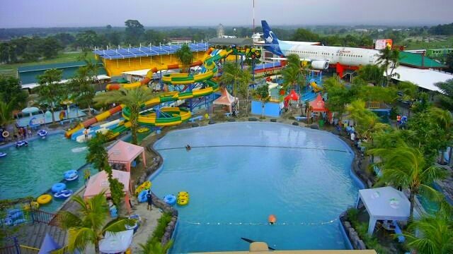 Saygon Waterpark via Explorewisata, 1. Kawasan Tretes, 2. Taman Safari Prigen, 3. Pantai Lekok, 4. Gunung Bromo, 5. Bukit Flora, 6. Condido Agro Herbal, 7. Finna Golf & Club Resort, 8. Pantai Penunggul, 9. Pemandian Alam Banyu Biru Pasuruan, 10. Candi Jawi, 11. Candi Gunung Gangsir, 12. Danau Ranu Grati, 13. Kebun Raya Purwodadi, 14. Kebun Apel Khrisna, 15. Agrowisata Bhakti Alam Pasuruan, 16. Air Terjun Gumandar, 17. Air Terjun Sumber Nyonya, 18. Air Terjun / Coban Cemoro Gading, 19. Coban Waru Pasuruan, 20. Coban Rambut Moyo, 21. Air Terjun Kakek Bodo Pasuruan, 22. Air Terjun Putuk Truno, 23. Saygon Waterpark, 24. Sawahe Pak Budi, 25. The Taman Dayu, 26. Alun-alun Pasuruan, 27. Taman Pakuncen, 28. Taman GOR Untung Suropati, 29. Taman Sekargadung, 30. Hutan Mangrove Nguling, 31. Air Terjun Baung, 32. Air Terjun Alap-alap di Pasuruan, 33. Air Terjun Tundo Pitu di Pasuruan, 34. Masjid Cheng Hoo Pandaan, 35. Curug Coban Watu, 36. Saygon Night Park, 37. Kedawung Agro Selfie, 38. Reco Kembar, 39. Pemandian Taman Ria Suropati, 40. Taman Hayati, 41. Candi Belahan (Candi Sumber Tetek)