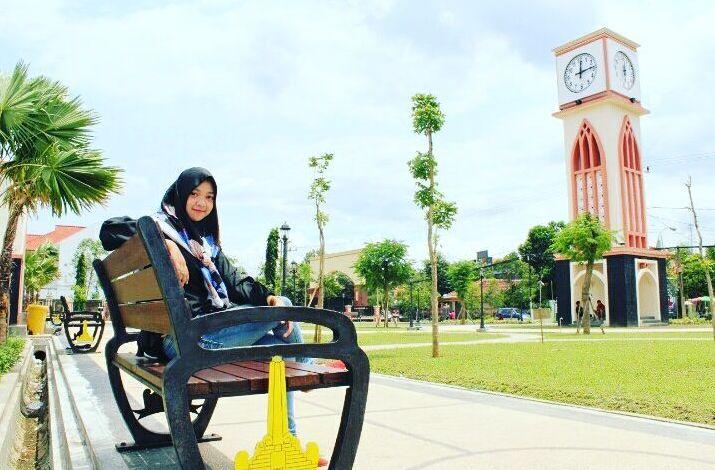 Taman GOR Untung Suropati via @moch_ridwan01, 1. Kawasan Tretes, 2. Taman Safari Prigen, 3. Pantai Lekok, 4. Gunung Bromo, 5. Bukit Flora, 6. Condido Agro Herbal, 7. Finna Golf & Club Resort, 8. Pantai Penunggul, 9. Pemandian Alam Banyu Biru Pasuruan, 10. Candi Jawi, 11. Candi Gunung Gangsir, 12. Danau Ranu Grati, 13. Kebun Raya Purwodadi, 14. Kebun Apel Khrisna, 15. Agrowisata Bhakti Alam Pasuruan, 16. Air Terjun Gumandar, 17. Air Terjun Sumber Nyonya, 18. Air Terjun / Coban Cemoro Gading, 19. Coban Waru Pasuruan, 20. Coban Rambut Moyo, 21. Air Terjun Kakek Bodo Pasuruan, 22. Air Terjun Putuk Truno, 23. Saygon Waterpark, 24. Sawahe Pak Budi, 25. The Taman Dayu, 26. Alun-alun Pasuruan, 27. Taman Pakuncen, 28. Taman GOR Untung Suropati, 29. Taman Sekargadung, 30. Hutan Mangrove Nguling, 31. Air Terjun Baung, 32. Air Terjun Alap-alap di Pasuruan, 33. Air Terjun Tundo Pitu di Pasuruan, 34. Masjid Cheng Hoo Pandaan, 35. Curug Coban Watu, 36. Saygon Night Park, 37. Kedawung Agro Selfie, 38. Reco Kembar, 39. Pemandian Taman Ria Suropati, 40. Taman Hayati, 41. Candi Belahan (Candi Sumber Tetek)