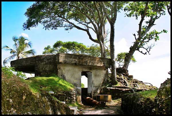 Benteng Bunker Jepang via Pulauweaceh, 1. Pantai Ujung Kareung, 2. Pulau Weh, 3. Pantai Anoi Itam, 4. Pantai Sumur Tiga, 5. Pulau Rubiah, 6. Pantai Iboih, 7. Danau Aneuk Laot, 8. Air Terjun Pria Laot, 9. Gunung Jaboi, 10. Pantai Tapak Gajah, 11. Pantai Gapang, 12. Pantai Kasih, 13. Sabang Hill, 14. Gua Sarang, 15. Tugu Nol Kilometer, 16. Benteng Bunker Jepang, 17. Pemandian Air Panas Keuneukai, 18. Sirui Hidrothermal, 19. Pulau Klah, 20. Tugu I Love Sabang, 21. Pantai Teupin Layeu, 22. Pantai Pasir Putih, 23. Pantai Paneuh, 24. Pantai Jaboi, 25. Pantai Arun, 26. Pantai Batee Dua, 27. Pantai Mata Ie sabang, 28. Pantai Keramat Pandan, 29. Pulau Seulako, 30. Mercusuar Balohan, 31. Mercusuar Ie Meulee, 32. Mercusuar Ujong Asam