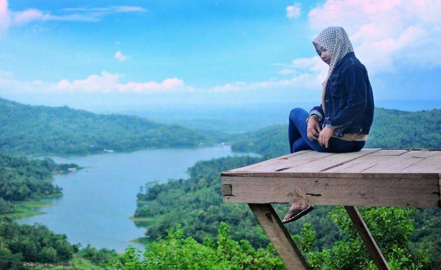 Bukit Cendana via @bukitcendana, 1. Kalibiru, 2. Waduk Sermo, 3. Gunung Ijo, 4. Puncak Suroloyo, 5. Kebun Teh Nglinggo, 6. Puncak Gunung Lanang, 7. Waduk Mini Kleco, 8. Goa Kiskendo, 9. Kedung Pedut, 10. Air Terjun Sidoharjo, 11. Air Terjun Grojogan Sewu, 12. Pantai Glagah, 13. Pantai Trisik, 14. Pantai Congot, 15. Wildlife Rescue Center, 16. Puncak Widosari, 17. Arung Jeram Sungai Progo, 18. Air Terjun Kembangsoka, 19. Goa Sriti Kulon Progo, 20. Hutan Mangrove Pantai Congot, 21. Goa Kebon Krembangan, 22. Pantai Bugel, 23. Bendungan Ancol, 24. Bukit Isis Kulon Progo, 25. Taman Sungai Mudal, 26. Air Terjun Setawing, 27. Pantai Pasir Kadilangu, 28. Embung Banjaroya, 29. Puncak Dipowono Kulon Progo, 30. Wisata Hutan Mangrove Jembatan Api-api, 31. Hutan Pinus Girimulyo, 32. Bendung Kayangan, 33. Kebun Bunga Krisan Gerbosari, 34. Rafting Kalibawang, 35. Bukit Cendana, 36. Air Terjun Kedung Ingas, 37. Kedung Bendo, 38. Pule Payung, 39. Bukit Jangkang, 40. Tebing Gunung Gajah, 42. Puncak Kuda Sembrani, 43. Ayunan Langit Watu Jaran, 44. Curug Siluwok, 45. Gunung Kukusan