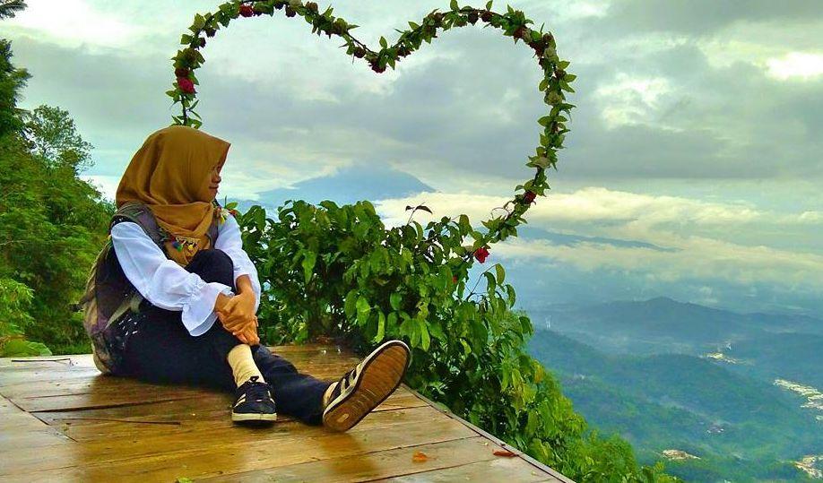 Bukit Isis Kulon Progo via @ymk1998, 1. Kalibiru, 2. Waduk Sermo, 3. Gunung Ijo, 4. Puncak Suroloyo, 5. Kebun Teh Nglinggo, 6. Puncak Gunung Lanang, 7. Waduk Mini Kleco, 8. Goa Kiskendo, 9. Kedung Pedut, 10. Air Terjun Sidoharjo, 11. Air Terjun Grojogan Sewu, 12. Pantai Glagah, 13. Pantai Trisik, 14. Pantai Congot, 15. Wildlife Rescue Center, 16. Puncak Widosari, 17. Arung Jeram Sungai Progo, 18. Air Terjun Kembangsoka, 19. Goa Sriti Kulon Progo, 20. Hutan Mangrove Pantai Congot, 21. Goa Kebon Krembangan, 22. Pantai Bugel, 23. Bendungan Ancol, 24. Bukit Isis Kulon Progo, 25. Taman Sungai Mudal, 26. Air Terjun Setawing, 27. Pantai Pasir Kadilangu, 28. Embung Banjaroya, 29. Puncak Dipowono Kulon Progo, 30. Wisata Hutan Mangrove Jembatan Api-api, 31. Hutan Pinus Girimulyo, 32. Bendung Kayangan, 33. Kebun Bunga Krisan Gerbosari, 34. Rafting Kalibawang, 35. Bukit Cendana, 36. Air Terjun Kedung Ingas, 37. Kedung Bendo, 38. Pule Payung, 39. Bukit Jangkang, 40. Tebing Gunung Gajah, 42. Puncak Kuda Sembrani, 43. Ayunan Langit Watu Jaran, 44. Curug Siluwok, 45. Gunung Kukusan