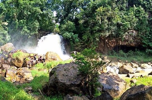 Curug Sata via Teluklove, 1. Gua Maria Bukit Kanada, 2. Alun-Alun Rangkasbitung, 3. Museum Multatuli, 4. Balong Ranca Lentah, 5. Curug Sata, 6. Masjid Agung Al-Araf Rangkasbitung, 7. Pantai Karang Bokor, 8. Pantai Ciantir, 9. Pantai Tanjung Layar, 10. Curug Munding, 11. Perpustakaan Saidjah Adinda, 12. Rafting di Sungai Ciberang Rangkasbitung, 13. Vihara Rangkasbitung, 14. Wisata Kuliner Sate Bandeng, 15. Agrowisata Kebun Teh Cikuya, 16. Curug Kanteh, 17. Curug Cihear, 18. Wisata Air Panas Senang hati, 19. Pantai Goa Langir Sawarna, 20. Curug Kumpay, 21. Kupat Tahu khas Rangkasbitung