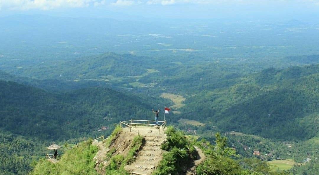 Gunung Kukusan via @panoramakulonprogo, 1. Kalibiru, 2. Waduk Sermo, 3. Gunung Ijo, 4. Puncak Suroloyo, 5. Kebun Teh Nglinggo, 6. Puncak Gunung Lanang, 7. Waduk Mini Kleco, 8. Goa Kiskendo, 9. Kedung Pedut, 10. Air Terjun Sidoharjo, 11. Air Terjun Grojogan Sewu, 12. Pantai Glagah, 13. Pantai Trisik, 14. Pantai Congot, 15. Wildlife Rescue Center, 16. Puncak Widosari, 17. Arung Jeram Sungai Progo, 18. Air Terjun Kembangsoka, 19. Goa Sriti Kulon Progo, 20. Hutan Mangrove Pantai Congot, 21. Goa Kebon Krembangan, 22. Pantai Bugel, 23. Bendungan Ancol, 24. Bukit Isis Kulon Progo, 25. Taman Sungai Mudal, 26. Air Terjun Setawing, 27. Pantai Pasir Kadilangu, 28. Embung Banjaroya, 29. Puncak Dipowono Kulon Progo, 30. Wisata Hutan Mangrove Jembatan Api-api, 31. Hutan Pinus Girimulyo, 32. Bendung Kayangan, 33. Kebun Bunga Krisan Gerbosari, 34. Rafting Kalibawang, 35. Bukit Cendana, 36. Air Terjun Kedung Ingas, 37. Kedung Bendo, 38. Pule Payung, 39. Bukit Jangkang, 40. Tebing Gunung Gajah, 42. Puncak Kuda Sembrani, 43. Ayunan Langit Watu Jaran, 44. Curug Siluwok, 45. Gunung Kukusan