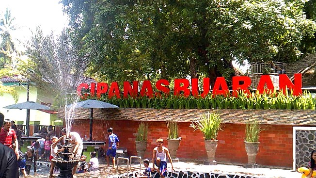 Pemandian Air Panas Cipanas Buaran, 1. Waduk Penjalin, 2. Hutan Mangrove Kaliwlingi, 3. Pantai Randusanga / Randusongo, 4. Agrowisata Besaran, 5. Wisata Pasir Gibug, 6. Masjid Agung Brebes, 7. Kalibaya Park, 8. Pabrik Gula Jatibarang, 9. Taman Edukasi, 10. Curug Putri, 11. Kebun Teh Kali Gua, 12. Candi Pangkuan, 13. Air Terjun Ranto Canyon, 14. Kampung Budaya Dusun Jalaswatu, 15. Pemandian Air Panas Tirta Husada, 16. Pemandian Air Panas Cipanas Buaran, 17. Ciblon Waterboom, 18. Bukit Cawiri, Dadablangan Malahayu, 19. Waduk Malahayu, 20. Cagar Alam Telaga Ranjeng, 21. Bukit Panenjoan, 22. Bukit AADT yang Menawan , 23. Bukit Baper yang Menawan , 24. Puncak Sakub, 25. Alun – Alun Brebes, 26. Pulau Hantu Sigempol, 27. Bukit Bintang Capar yang eksotik, 28. Gunung Gora, 29. Curug Cantel, 30. Kebon Gedhang, 31. Bukit Gerdesy – Taman Gerdesty Cilibur, 32. Pulau Cemara Sawojajar Brebes, 33. Gunung Nyapa, 34. Curug Awu, 35. Curug Panyusuhan, 37. Curug Rambukasang yang tersembunyi, 38. Curug Lebak Beber Wetan
