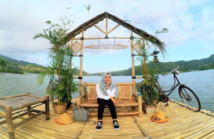 Waduk Sermo via @nikhe_nidea, 1. Kalibiru, 2. Waduk Sermo, 3. Gunung Ijo, 4. Puncak Suroloyo, 5. Kebun Teh Nglinggo, 6. Puncak Gunung Lanang, 7. Waduk Mini Kleco, 8. Goa Kiskendo, 9. Kedung Pedut, 10. Air Terjun Sidoharjo, 11. Air Terjun Grojogan Sewu, 12. Pantai Glagah, 13. Pantai Trisik, 14. Pantai Congot, 15. Wildlife Rescue Center, 16. Puncak Widosari, 17. Arung Jeram Sungai Progo, 18. Air Terjun Kembangsoka, 19. Goa Sriti Kulon Progo, 20. Hutan Mangrove Pantai Congot, 21. Goa Kebon Krembangan, 22. Pantai Bugel, 23. Bendungan Ancol, 24. Bukit Isis Kulon Progo, 25. Taman Sungai Mudal, 26. Air Terjun Setawing, 27. Pantai Pasir Kadilangu, 28. Embung Banjaroya, 29. Puncak Dipowono Kulon Progo, 30. Wisata Hutan Mangrove Jembatan Api-api, 31. Hutan Pinus Girimulyo, 32. Bendung Kayangan, 33. Kebun Bunga Krisan Gerbosari, 34. Rafting Kalibawang, 35. Bukit Cendana, 36. Air Terjun Kedung Ingas, 37. Kedung Bendo, 38. Pule Payung, 39. Bukit Jangkang, 40. Tebing Gunung Gajah, 42. Puncak Kuda Sembrani, 43. Ayunan Langit Watu Jaran, 44. Curug Siluwok, 45. Gunung Kukusan