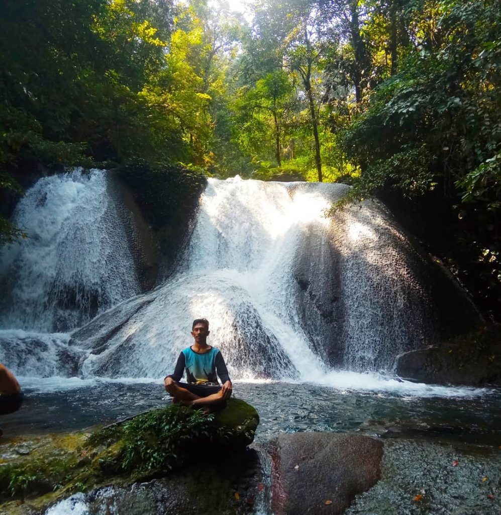 Air Terjun 7 Bidadari via IG @ommamansudirman, 1. Waduk Jeulikat, 2. Pantai Lancok, 3. Pantai Meuraksa, 4. Pantai Krueng Geukuh, 5. Air Terjun 7 Bidadari, 6. Pantai Sawang, 7. Rumah Adat Cut Nyak Meutia, 8. Pemandian Krueng Sawang, 9. Pantai Ulee Rubek, 10. Air Terjun Blang Kolam, 11. Pantai Bantayan, 12. Gunung Salak Nisam Antara, 13. Masjid Raya Pase, 14. Komplek Kerajaan Samudra Pasai, 15. Pantai Seumadu, 16. Pantai Ujong Blang, 17. Buket Guha Jepang, 18. Waduk Pusong