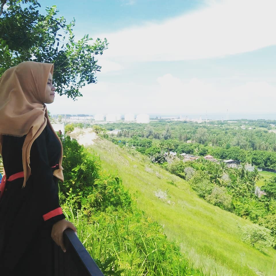 Buket Guha Jepang via IG @eliskarlina4496, 1. Waduk Jeulikat, 2. Pantai Lancok, 3. Pantai Meuraksa, 4. Pantai Krueng Geukuh, 5. Air Terjun 7 Bidadari, 6. Pantai Sawang, 7. Rumah Adat Cut Nyak Meutia, 8. Pemandian Krueng Sawang, 9. Pantai Ulee Rubek, 10. Air Terjun Blang Kolam, 11. Pantai Bantayan, 12. Gunung Salak Nisam Antara, 13. Masjid Raya Pase, 14. Komplek Kerajaan Samudra Pasai, 15. Pantai Seumadu, 16. Pantai Ujong Blang, 17. Buket Guha Jepang, 18. Waduk Pusong