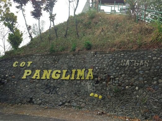 Cot Panglima via Steemkrcom, 1. Menikmati Kealamian Air Terjun Ceuraceu, 2. Pantai Peuneulet Baroh, 3. Pantai Kuala Raja, 4. Pantai Krueng Juli dan Ujong Blang, 5. Pemandian Batee Iliek, 6. Pantai Jangka, 7. Air Terjun Samalanga, 8. Krueng Simpo, 9. Pantai Calok Samalanga dan Mamplam, 10. Ulee Kareung, 11. Rumoh Teungku Chik di Awe Geutah, 12. Air Terjun Le Rhop, 13. Air Terjun Piramida, 14. Cot Panglima, 15. Pantai Laot Lapang, 16. Pantai Reuleng Manyang, 17. Sate Matang yang Khas, 18. Mie Pangsit Cek Bireuen, 19. Star Black Coffee, 20. Mie Pangsit Apilin, 21. Bireuen Partee, 22. Ayam Lepaas, 23. Coffee.in, 24. Warung Habiby, 26. Bengkupi, 27. Warung Kopi UK 88