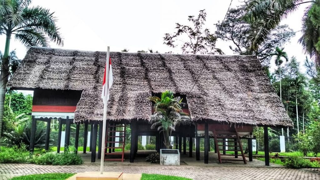 Rumah Adat Cut Nyak Meutia via IG @tjut.saleh, 1. Waduk Jeulikat, 2. Pantai Lancok, 3. Pantai Meuraksa, 4. Pantai Krueng Geukuh, 5. Air Terjun 7 Bidadari, 6. Pantai Sawang, 7. Rumah Adat Cut Nyak Meutia, 8. Pemandian Krueng Sawang, 9. Pantai Ulee Rubek, 10. Air Terjun Blang Kolam, 11. Pantai Bantayan, 12. Gunung Salak Nisam Antara, 13. Masjid Raya Pase, 14. Komplek Kerajaan Samudra Pasai, 15. Pantai Seumadu, 16. Pantai Ujong Blang, 17. Buket Guha Jepang, 18. Waduk Pusong