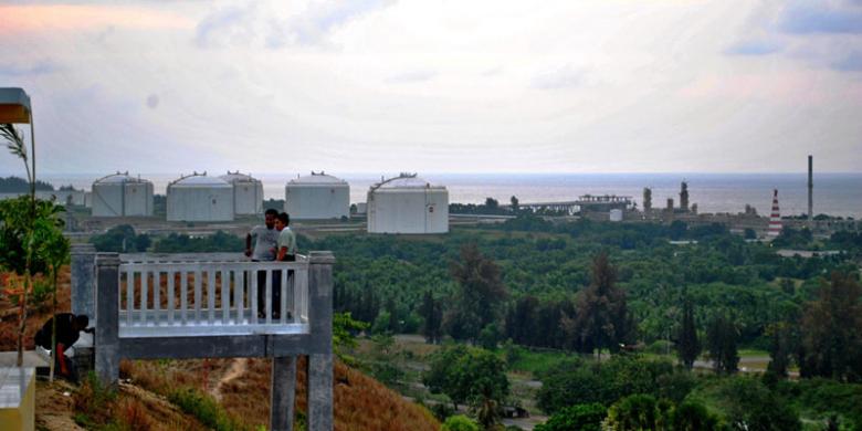 Taman Ngieng Jioh via Kompascom, 1. Pulau Seumadu, 2. Bukit Goa Jepang (Blang Panyang), 3. Taman Ngieng Jioh, 4. Sungai Krueng Cunda, 5. Pantai Ujong Blang, 6. Pantai Meuraksa, 7. Waduk Jeuleukat, 8. Taman Riyadhah, 9. Islamic Center Lhokseumawe, 10. Waduk Kota Lhokseumawe, 11. Buket Paloh Batee, 12. Pantai Rancong, 13. Dermaga Pertamina Lhokseumawe, 14. Pelabuhan Krueng Geukueh, 15. Makam Putroe Neng, 16. Museum Malikussaleh, 17. Pantai Ulee Jalan, 18. Museum Kota Lhokseumawe