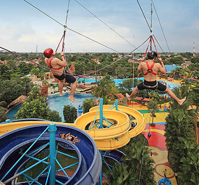 Flying Fox via Sinarmaslandcom, Lokasi dan Rute Menuju Ocean Park, Daya Tarik Ocean Park, Jam Operasional Ocean Park, Harga Tiket Masuk Ocean Park, Tips Liburan di Ocean Park