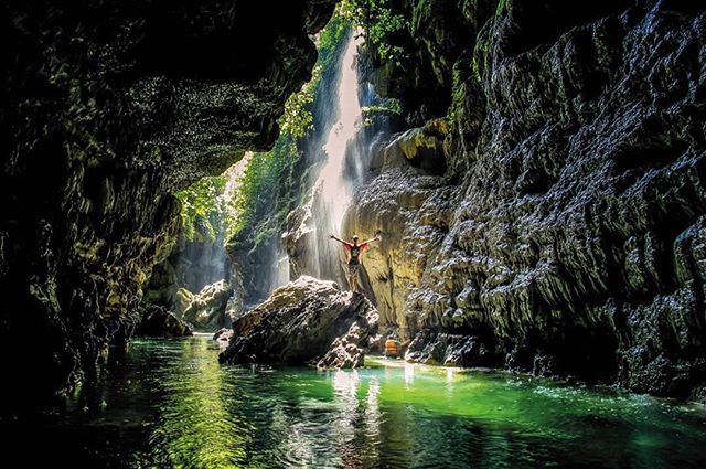 Green Canyon via IG, 1. Mega Wisata Icakan, 2. Kampung Adat Kuta, 3. Curug Tujuh Cibolang, 4. Situ Lengkong Panjalu, 5. Cagar Alam Pananjung, 6. Cukang Taneuh atau Green Canyon, 7. Pantai Pangandaran, 8. Ciung Wanara, 9. Jembatan Sasak Cirahong, 10. Masjid Agung Ciamis, 11. Pantai Karang Nini, 12. Pantai Batu Karas, 13. Lembah Putri, 14. Puncak Bangku Rancah, 15. Pantai Batu Hiu, 16. Astana Gede Kawali, 17. Wisata Batu Ngampar, 18. Rafting Sungai Citumang, 19. Alun-Alun Ciamis, 20. Taman Surawisesa Kawali, 21. Situs Gunung Susuru, 22. Taman Raflesia, 23. Sukahaji Waterboom, 24. Rumah Makan Warung Jeruk, 25. Rumah Makan Ampera Ciamis, 26. Wisata Sungai Citumang, 27. Arung Jeram di Sungai Citanduy