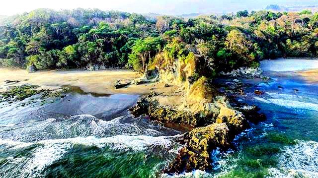 Pantai Karang Nini via IG, 1. Green Canyon, 2. Pantai Karang Nini, 3. Curug Tujuh Cibolang, 4. Wisata Sungai Citumang, 5. Ciung Wanara, 6. Mega Wisata Icakan, 7. Kampung Kuta Ciamis, 8. Masjid Agung Ciamis, 9. Situ Lengkong Panjalu, 10. Pantai Pangandaran