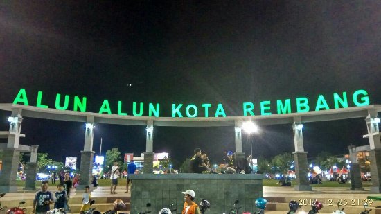 Alun-alun Rembang via Tripadvisor, 1. Pantai Karang Jahe, 2. Pantai Caruban, 3. Jembatan Merah Hutan Mangrove, 4. Dampo Awang Beach (Taman Rekreasi Pantai Kartini), 5. Alun – Alun Rembang, 6. Watu Congol Lasem, 7. Tiongkok Kecil Heritage Lasem, 8. Gunung Lasem, 9. Air Terjun Pasucen, 10. Watu Layar, 11. Pantai Nyamplung Indah, 12. Waduk Panohan, 13. Wisata Gunung Kajar, 14. Waduk Lodan (Embung Lodan), 15. Pantai Pasir Putih Wates, 16. Pantai Binangun, 17. Pantai Jati Sari, 18. Air Terjun Kali Mancur, 19. Air Terjun Kedung Grenjeng, 20. Gunung Argopuro Lasem, 21. Museum RA Kartini, 22. Wana Wisata Kartini Mantingan, 23. Klenteng Cu An Kiong Lasem, 24. Masjid Jami’ Lasem, 25. Wana Wisata Sumber Semen, 26. Lawang Ombo, 27. Vihara Ratanavana Arama, 28. Petilasan Sunan Bonang, 29. Taman Indah Pantai Balongan, 30. Masjid Agung Alun – Alun Rembang, 31. Situs Perahu Kuno Punjulharjo, 32. Pulau Gede Rembang, 33. Pulau Karang Gosong, 34. Rumah Pohon Igir Wringin, 35. Bukit Pencu Blora, 36. Juwana Water Fantasy