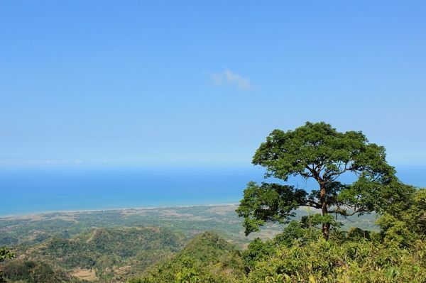 Gunung Argopuro Lasem via Rembangfokus-blogspot-com, 1. Pantai Karang Jahe, 2. Pantai Caruban, 3. Jembatan Merah Hutan Mangrove, 4. Dampo Awang Beach (Taman Rekreasi Pantai Kartini), 5. Alun – Alun Rembang, 6. Watu Congol Lasem, 7. Tiongkok Kecil Heritage Lasem, 8. Gunung Lasem, 9. Air Terjun Pasucen, 10. Watu Layar, 11. Pantai Nyamplung Indah, 12. Waduk Panohan, 13. Wisata Gunung Kajar, 14. Waduk Lodan (Embung Lodan), 15. Pantai Pasir Putih Wates, 16. Pantai Binangun, 17. Pantai Jati Sari, 18. Air Terjun Kali Mancur, 19. Air Terjun Kedung Grenjeng, 20. Gunung Argopuro Lasem, 21. Museum RA Kartini, 22. Wana Wisata Kartini Mantingan, 23. Klenteng Cu An Kiong Lasem, 24. Masjid Jami’ Lasem, 25. Wana Wisata Sumber Semen, 26. Lawang Ombo, 27. Vihara Ratanavana Arama, 28. Petilasan Sunan Bonang, 29. Taman Indah Pantai Balongan, 30. Masjid Agung Alun – Alun Rembang, 31. Situs Perahu Kuno Punjulharjo, 32. Pulau Gede Rembang, 33. Pulau Karang Gosong, 34. Rumah Pohon Igir Wringin, 35. Bukit Pencu Blora, 36. Juwana Water Fantasy