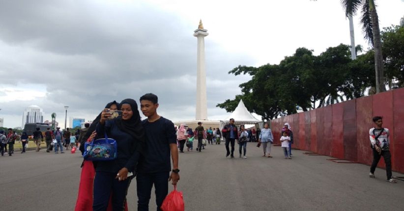 Liburan ke Monas via iNews, 1. Monumen Nasional (Tugu Monas), 2. Taman Mini Indonesia Indah (TMII), 3. Tebet Eco Park, 4. Taman Impian Jaya Ancol, 5. Dufan (Dunia Fantasi), 6. Taman Margasatwa Ragunan, 7. Pulau Tidung, 8. Ocean Ecopark, 9. Atlantis Water Adventure, 10. Pulau Bidadari, 11. Tribeca Park, 12. Pasar Seni, 13. Jembatan Kota Intan, 14. Museum Sejarah Jakarta, 15. Museum Bank Indonesia, 16. Ice Skating di Sky Rink, 17. KidZania Jakarta, 18. Kota Tua Jakarta, 19. Grand Indonesia Mall, 20. Masjid Istiqlal, 21. Gereja Katedral Jakarta, 22. Pasar Taman Puring, 23. Taman Suropati Jakarta, 24. Museum Nasional, 25. Pasar Tanah Abang, 26. Pecinan Glodok Jakarta, 27. Sea World Indonesia, 28. Setu Babakan Jakarta, 29. Wisata Mangrove Jakarta, 30. Taman Ayodia, 31. Taman Hutan Kota Penjaringan, 32. Cibugary Farm – Wisata Edukasi Cibugary, 33. Hauwke’s Auto Gallery Kayak Museum Angkut di Malang, 34. Pondok Indah Water Park, 35. The Escape Hunt (Tutup Permanen), 36. Kemang Food Festival (Tutup), 37. Taman Kepulauan Seribu, 38. Wisata Pendidikan Pinisi, 39. Flight Experience Gandaria (Tutup Permanen), 40. Tamasya di Taman Tabebuya, 41. Museum Satria Mandala, 42. Liburan ke Museum di Tengah Kebun, 43. Kampung Main Cipulir, 44. Taman Situ Lembang, 45. Taman Ismail Marzuki, 46. Museum Joang ‘45, 47. Freedom Library (Tutup Permanen), 48. Galeri Indonesia Kaya, 49. Taman Menteng, 50. Museum Macan, 51. Museum Wayang, 52. Klenteng Jin De Yuan, 53. Museum Tekstil, 54. Rumah Si Pitung, 55. Pantai Marunda, 56. Waterbom PIK (Tutup Permanen), 57. Alive Museum Jakarta, 58. Museum Bahari, 59. Pulau Semak Daun, 60. Pulau Pramuka, 61. Pulau Kelapa, 62. Bricks 4 Kidz, 63. Museum Perangko Indonesia, 64. Taman Agrowisata Cilangkap