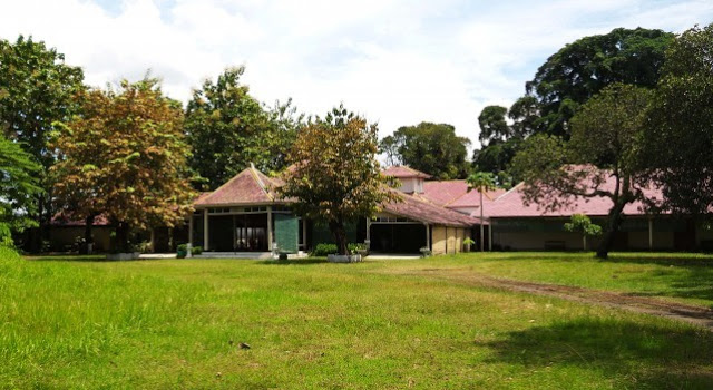 1. Dunia Air Pandawa , 2. Gunung Sepikul , 3. Royal Water Adventure , 4. Alun – Alun Satya Negara Sukoharjo , 5. Kolam Renang Kora Kora, 6. Waduk Mulur , 7. Umbul Pecinan Batu Seribu , 8. Wisata Alam Batu Seribu, 9. Telaga Claket , 10. Taman Pakujoyo, 11. Gunung Pegat, 12. Taman Wijaya Kusuma, 13. Embung Pengantin, 14. Kidoland, 15. Curug Krajan  , 16. Spot Keren Dam Colo , 17. Telaga Biru Semin Nan Indah , 18. Gunung Taruwongso, 19. Petilasan Kraton Pajang , 20. WE LAND SUNRISE VIEW n GEOPARK, 21. Sendang Semurup, 22. Wisata Pleret, 23. Pura Sahasra Adhi Pura , 24. Pemandian Air Hangat Langenharjo 