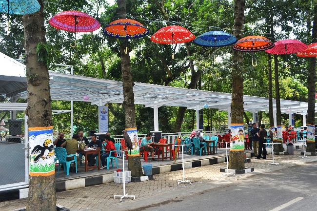 Taman Budaya dan Seni Tirtonadi, 1. Goa Terawang, 2. Goa Sentono, 3. Museum Mahameru, 4. Replika Fosil Gajah Purba Blora, 5. Keraton Jipang, 6. Monumen Arjuna Wiwaha Cepu, 7. Taman Mustika, 8. Gua Maria Sendang Harjo, 9. Purwo Suci, 10. Grojogan Bengawan Solo, 11. Wisata Relief Jembatan Merah, 12. Gunung Puteh Guo Telo, 13. KDR Park Kundungan, 14. Embung Plered, 15. Gunung Cengklik, 16. Waduk Tempuran, 17. Kampoeng Bluron, 18. Taman Seribu Lampu Cepu, 19. Trainz Loco Tour, 20. Wana Wisata Kedung Pupur, 21. Wisata Cemoro 7, 22. Gubug Payung, 23. Gunung Manggir Blora, 24. Air Terjun Kedung Mansur, 25. Oro – Oro Kesongo, 26. Kilometer 0 Cepu, 27. Bukit Kemuning Blora, 28. Kedung Londo, 29. Alun – Alun Blora, 30. Wisata Keluarga Pemandian Sayuran, 31. Kampung Gojekan, 32. Wanawisata Wanirupo, 33. Waduk Bentolo, 34. Waduk Greneng, 35. Taman Sarbini Water Splash Blora, 36. Bukit Janjang Blora, 37. Monumen Hutan Jati Alam Blora, 38. Agrowisata Temanjang, 39. Taman Budaya dan Seni Tirtonadi, 40. Gunung Pencu, 41. Embung Keruk, 42. Tugu Pancasila Blora