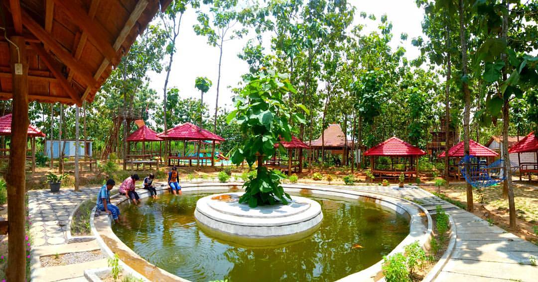Wanawisata Wanirupo via Picbearonline, 1. Goa Terawang, 2. Goa Sentono, 3. Museum Mahameru, 4. Replika Fosil Gajah Purba Blora, 5. Keraton Jipang, 6. Monumen Arjuna Wiwaha Cepu, 7. Taman Mustika, 8. Gua Maria Sendang Harjo, 9. Purwo Suci, 10. Grojogan Bengawan Solo, 11. Wisata Relief Jembatan Merah, 12. Gunung Puteh Guo Telo, 13. KDR Park Kundungan, 14. Embung Plered, 15. Gunung Cengklik, 16. Waduk Tempuran, 17. Kampoeng Bluron, 18. Taman Seribu Lampu Cepu, 19. Trainz Loco Tour, 20. Wana Wisata Kedung Pupur, 21. Wisata Cemoro 7, 22. Gubug Payung, 23. Gunung Manggir Blora, 24. Air Terjun Kedung Mansur, 25. Oro – Oro Kesongo, 26. Kilometer 0 Cepu, 27. Bukit Kemuning Blora, 28. Kedung Londo, 29. Alun – Alun Blora, 30. Wisata Keluarga Pemandian Sayuran, 31. Kampung Gojekan, 32. Wanawisata Wanirupo, 33. Waduk Bentolo, 34. Waduk Greneng, 35. Taman Sarbini Water Splash Blora, 36. Bukit Janjang Blora, 37. Monumen Hutan Jati Alam Blora, 38. Agrowisata Temanjang, 39. Taman Budaya dan Seni Tirtonadi, 40. Gunung Pencu, 41. Embung Keruk, 42. Tugu Pancasila Blora