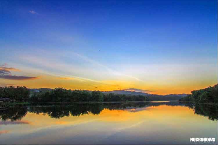Waduk Tempuran via IG @nugrohohows56, 1. Goa Terawang, 2. Goa Sentono, 3. Museum Mahameru, 4. Replika Fosil Gajah Purba Blora, 5. Keraton Jipang, 6. Monumen Arjuna Wiwaha Cepu, 7. Taman Mustika, 8. Gua Maria Sendang Harjo, 9. Purwo Suci, 10. Grojogan Bengawan Solo, 11. Wisata Relief Jembatan Merah, 12. Gunung Puteh Guo Telo, 13. KDR Park Kundungan, 14. Embung Plered, 15. Gunung Cengklik, 16. Waduk Tempuran, 17. Kampoeng Bluron, 18. Taman Seribu Lampu Cepu, 19. Trainz Loco Tour, 20. Wana Wisata Kedung Pupur, 21. Wisata Cemoro 7, 22. Gubug Payung, 23. Gunung Manggir Blora, 24. Air Terjun Kedung Mansur, 25. Oro – Oro Kesongo, 26. Kilometer 0 Cepu, 27. Bukit Kemuning Blora, 28. Kedung Londo, 29. Alun – Alun Blora, 30. Wisata Keluarga Pemandian Sayuran, 31. Kampung Gojekan, 32. Wanawisata Wanirupo, 33. Waduk Bentolo, 34. Waduk Greneng, 35. Taman Sarbini Water Splash Blora, 36. Bukit Janjang Blora, 37. Monumen Hutan Jati Alam Blora, 38. Agrowisata Temanjang, 39. Taman Budaya dan Seni Tirtonadi, 40. Gunung Pencu, 41. Embung Keruk, 42. Tugu Pancasila Blora