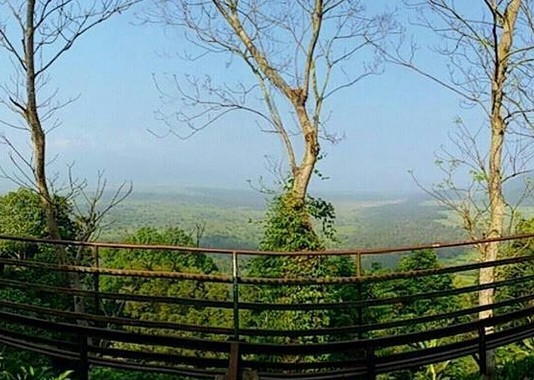 Cagar Alam Gunung Tukung Gede, 1. Pantai Kelapa Tujuh, 2. Pulau Merak Besar, 3. Pulau Merak Kecil, 4. Gunung Batu Lawang, 5. Pantai Anyer Cilegon, 6. Rawa Arum Cilegon, 7. Gunung Batur, 8. Krakatau Country Club, 9. Masjid Agung Nurul Ikhlas, 10. Kolam Renang Metro, 11. Cagar Alam Gunung Tukung Gede, 12. Bukit Teletubbies, 13. Batu Gambir, 14. Café Oregano, 15. Cilegon Green Waterpark, 16. Krakatau Bike Park, 17. Sate Bebek Asmawi di Jombang Cilegon, 18. Kratau Junction Infinite Jogging Track, 19. Taman Coca Cola, 20. Masjid Sumpah, 21. Alun-Alun Cilegon, 22. Waduk Krakatau Steel, 23. Mayfield Mall, 24. Wisata Kuliner di Saung Edi, 25. Krakatau Jungle Park, 26. Istana Pasir Temiang, 27. Pantai Pulorida, 28. Villa Ternak Cikerai, 30. Keindahan Puncak Ciperahu, 31. Kampung Lukis, 32. Kampung Wisata UMKM, 33. Agrowisata Waras Farm, 34. Wisata Gunung Pinang, 35. Taman Layak Anak Cilegon, 36. Pantai Tanjung Sari, 37. Pantai Mabak Cilegon, 38. Cilegon Park