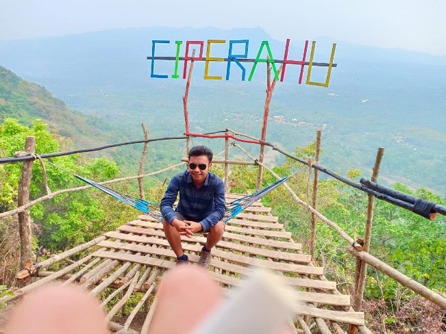 Keindahan Puncak Ciperahu, 1. Pantai Kelapa Tujuh, 2. Pulau Merak Besar, 3. Pulau Merak Kecil, 4. Gunung Batu Lawang, 5. Pantai Anyer Cilegon, 6. Rawa Arum Cilegon, 7. Gunung Batur, 8. Krakatau Country Club, 9. Masjid Agung Nurul Ikhlas, 10. Kolam Renang Metro, 11. Cagar Alam Gunung Tukung Gede, 12. Bukit Teletubbies, 13. Batu Gambir, 14. Café Oregano, 15. Cilegon Green Waterpark, 16. Krakatau Bike Park, 17. Sate Bebek Asmawi di Jombang Cilegon, 18. Kratau Junction Infinite Jogging Track, 19. Taman Coca Cola, 20. Masjid Sumpah, 21. Alun-Alun Cilegon, 22. Waduk Krakatau Steel, 23. Mayfield Mall, 24. Wisata Kuliner di Saung Edi, 25. Krakatau Jungle Park, 26. Istana Pasir Temiang, 27. Pantai Pulorida, 28. Villa Ternak Cikerai, 30. Keindahan Puncak Ciperahu, 31. Kampung Lukis, 32. Kampung Wisata UMKM, 33. Agrowisata Waras Farm, 34. Wisata Gunung Pinang, 35. Taman Layak Anak Cilegon, 36. Pantai Tanjung Sari, 37. Pantai Mabak Cilegon, 38. Cilegon Park