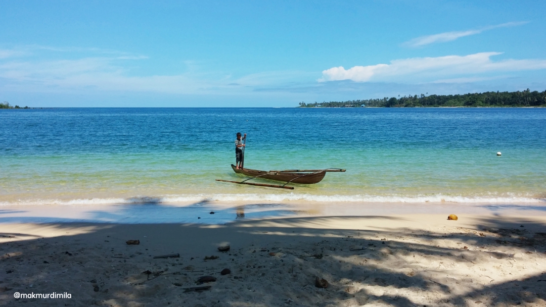 Pantai Labuhan Bakti via Ig @mamurdimila, 1. Pulau Siumat, 2. Danau Air Tawar Teluk Dalam, 3. Pulau Tepi, 4. Batu Siambong-Ambong Alafan, 5. Pantai Labuhan Bakti, 6. Pantai Thailand, 7. Pantai Pasir Tinggi, 8. Pantai Ganting, 9. Pantai Busung, 10. Pantai Nancala, 11. Pulau Mincau, 12. Danau Lembah Air Terjun Putra Jaya, 13. Makam Teungku Diujung, 14. Pantai Pasir Merah, 15. Pulau Taman Raja Rayo, 16. Pantai Alus-Alus, 17. Pantai Tunggul Indah, 18. Pantai Matanurung, 19. Pantai Batu Berlayar, 20. Pantai Kuala Makmur, 21. Teluk Sibigo, 22. Pulau Pinang