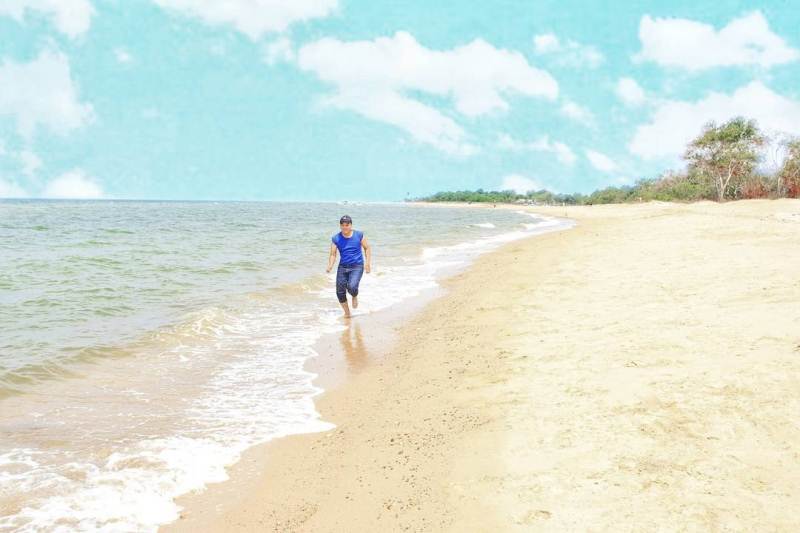 Pantai Nepa via IG @bellvaries, 1. Pulau Mandangin, 2. Pantai Camplong, 3. Waduk Klampis, 4. Makam Ratu Ibu, 5. Air Terjun Toroan, 5. Reruntuhan Pababaran, 6. Wisata Rimba Monyet Nepa, 7. Gua Lebar, 8. Bukit Masegit, 9. Sumber Jokotole Omben, 10. Pantai Nepa , 11. Gua Macan, 12. Gunung Maddah, 13. Tambak Garam, 14. Pantai Jodoh, 15. Masjid Agung Sampang, 16. Obyek Wisata Waduk Nipah Banyuates, 17. Gua Kelelawar