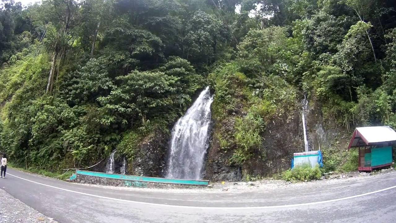Air Terjun Tangse, 1. Air Panas Beungga, 2. Monumen Tsunami Kota Sigli, 3. Air Terjun Tangse, 4. Pesona Puncak Kule, 5. Pantai Mantak Tari, 6. Ujong Pi, 7. Menara Air Belanda di Blok Bengkel, 8. Makam Tengku Abdullah Di Tiro, 9. Lingkok Kuwieng, 10. Masjid Po Teumeureuhom (Mutiara Barat), 11. Guha Tujuh (Laweung), 12. Arung Jeram Tangse, 13. Krueng Geunie, 14. Waduk Rajui Padang Tiji, 15. Pantai Pelangi, 16. Masjid Abu Beureueh, 17. Lancang Garam, 18. Bendungan Pinto Sa, 19. Gunung Peut Sagoe, 20. Gunung Taleuk, 21. Teuraceu Angên Beungga