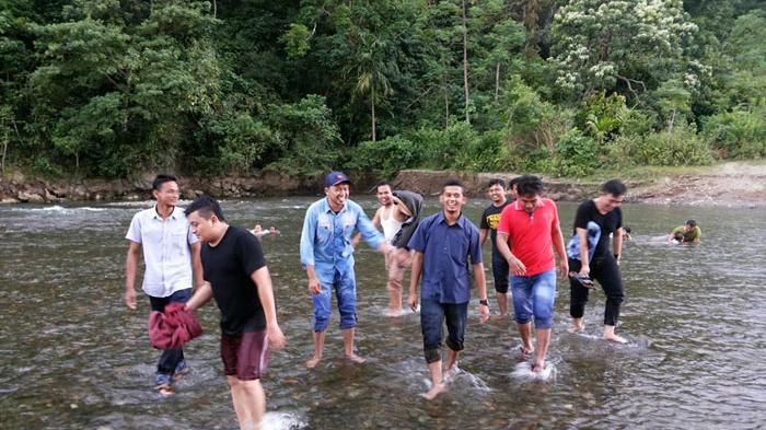 Bendungan Pinto Sa via Tribunnews, 1. Air Panas Beungga, 2. Monumen Tsunami Kota Sigli, 3. Air Terjun Tangse, 4. Pesona Puncak Kule, 5. Pantai Mantak Tari, 6. Ujong Pi, 7. Menara Air Belanda di Blok Bengkel, 8. Makam Tengku Abdullah Di Tiro, 9. Lingkok Kuwieng, 10. Masjid Po Teumeureuhom (Mutiara Barat), 11. Guha Tujuh (Laweung), 12. Arung Jeram Tangse, 13. Krueng Geunie, 14. Waduk Rajui Padang Tiji, 15. Pantai Pelangi, 16. Masjid Abu Beureueh, 17. Lancang Garam, 18. Bendungan Pinto Sa, 19. Gunung Peut Sagoe, 20. Gunung Taleuk, 21. Teuraceu Angên Beungga