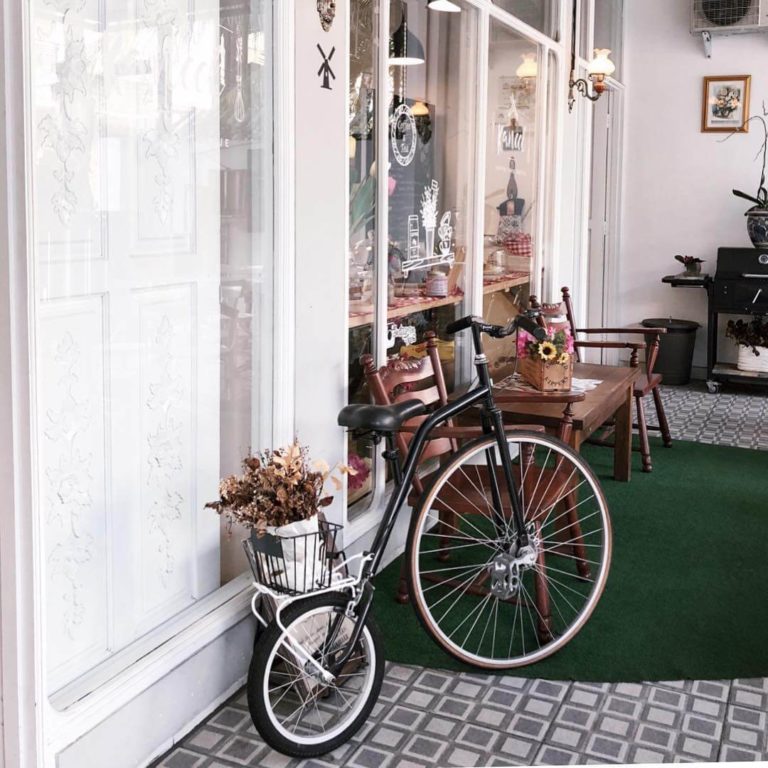 Cafe Kaneel via IG @Cafekaneel, 1. Cafe Batavia, 2. Ali Kopi Cafe & Roastery, 3. Cafe Strawberry, 4. Crematology Coffee Roasters, 5. Onni House Jakarta, 6. Kedai Seni Djakarte, 7. Dancing Goat Coffee Co., 8. Sudutsatu Cafe, 9. Tuttonero Coffee and Eat, 10. Kopitagram – Tomang, 11. Libero (Coffee • Kitchen • Gelato), 12. KOI The, 13. Beatrice Quarters, 14. Kaneel Cafe, 15. Guten Morgen Coffee Lab, 16. Djournal Coffee, 17. Koultoura Coffee – Wang Plaza, 18. Tantular Cafe, 19. Common Grounds Neo Soho, 20. Dinobites Cafe, 21. Wj de Cafe, 22. Coteca, 23. Papa & Mama Bistro and Coffee, 24. Excelso Coffee – Puri Indah Mall, 25. Tamani Cafe, 26. Koultura Kopie, 27. EVLOGIA CAFE & CO, 28. Wyl’s Kitchen – Veranda Residence Puri, 29. Tony Roma’s Pesanggrahan, 30. Teras Koepi, 31. Kopi Lalu, 32. Vilo Artisan Gelato, 33. Rame Coffee & Eatery, 34. Sinilagi – Food and Coffee, 35. O’Good Coffee & Eatery, 36. Tanatap Coffee Meruya, 37. Acaraki, 38. DAKARA COFFEE AND TEA, 39. Gins.co Cafe