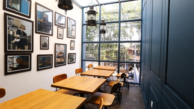 Koultoura Coffee via Jktgocom, 1. Cafe Batavia, 2. Ali Kopi Cafe & Roastery, 3. Cafe Strawberry, 4. Crematology Coffee Roasters, 5. Onni House Jakarta, 6. Kedai Seni Djakarte, 7. Dancing Goat Coffee Co., 8. Sudutsatu Cafe, 9. Tuttonero Coffee and Eat, 10. Kopitagram – Tomang, 11. Libero (Coffee • Kitchen • Gelato), 12. KOI The, 13. Beatrice Quarters, 14. Kaneel Cafe, 15. Guten Morgen Coffee Lab, 16. Djournal Coffee, 17. Koultoura Coffee – Wang Plaza, 18. Tantular Cafe, 19. Common Grounds Neo Soho, 20. Dinobites Cafe, 21. Wj de Cafe, 22. Coteca, 23. Papa & Mama Bistro and Coffee, 24. Excelso Coffee – Puri Indah Mall, 25. Tamani Cafe, 26. Koultura Kopie, 27. EVLOGIA CAFE & CO, 28. Wyl’s Kitchen – Veranda Residence Puri, 29. Tony Roma’s Pesanggrahan, 30. Teras Koepi, 31. Kopi Lalu, 32. Vilo Artisan Gelato, 33. Rame Coffee & Eatery, 34. Sinilagi – Food and Coffee, 35. O’Good Coffee & Eatery, 36. Tanatap Coffee Meruya, 37. Acaraki, 38. DAKARA COFFEE AND TEA, 39. Gins.co Cafe