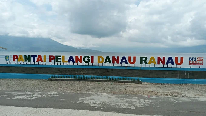 Pantai Pelangi, 1. Pantai Parangtritis, 2. Gumuk Pasir Parangkusumo, 3. Kebun Buah Mangunan, 4. Hutan Pinus Dlingo, 5. Puncak Becici Dlingo, 6. Air Terjun Ledok Pokoh (Lepo), 7. Seribu Batu Songgo Langit, 8. Karst Tubing Sedayu, 9. Kampung Edukasi Watu Lumbung, 10. Pantai Kuwaru, 11. Pantai Pandansari, 12. Kebun Buah Naga Pantai Pandansari, 13. Pantai Samas, 14. Pantai Gua Cemara, 15. Kampung Batik Giriloyo, 16. Makam Imogiri, 17. Gua Gajah, 18. Gua Selarong, 19. Gua Cerme, 20. Tirta Tamansari, 21. Balong Waterpark, 22. Kids Fun, 23. Bukit Lintang Sewu, 24. Pabrik Gula Madukismo, 25. Tebing Watu Mabur, 26. Gardu Pandang Bukit Mojo Gumelem, 27. Galaxy Waterpark, 28. Hutan Pinus Pengger, 29. Pantai Pandansimo Bantul, 30. Jurang Tembelan, 31. Watu Goyang, 32. Watu Ngadek, 33. Gardu Pandang Pinus Asri, 34. Watu Amben, 35. Jembatan Soka, 36. Air Terjun Seribu Batu, 37. Air Terjun Tuwondo, 38. Curug Banyunibo, 39. Grojogan Pucung, 40. Pantai Baru, 41. Pantai Baros, 42. Bukit Panguk Kediwung Bantul, 43. Air Terjun Kedung Pengilon, 44. Kebun Bunga Celosia, Resoinangun Garden*, 45. Pasar Seni Gabusan Pusat, 46. Desa Wisata Tembi Bantul, 47. Bukit Bego Imogiri Bantul, 48. Pemandian Air Panas Parang Wedang, 49. Air Terjun Randusari, 50. Pantai Depok, 51. Curug Pulosari, 52. Perengan Park, 53. Pintu Langit Dahromo, 54. Ekowisata Jatisari Dlingo, 55. Bukit Parang Endog, Dekat Bantul, 56. Puncak Sosok, 57. Hutan Pinus Mangunan, 58. Museum Dirgantara, 59. Pantai Cemara Sewu, 60. Pantai Parangkusumo, 61. Kampung Anggur Bantul, 62. Pantai Pelangi, 63. Puncak Bucu, 64. Museum Sejarah Purbakala Pleret, 65. Masjid Gedhe Mataram Kotagede, 66. Pantai Segoro Kidul, 67. Pantai Barchan, 68. Goa Jepang Bantul, 69. Museum Chocolate Monggo, 70. Watu Lawang Mangunan, 71. Edum Park Tegaldowo, 72. Taman Wisata Batu Kapal, 73. Gunung Wangi Bangkel, 74. Kedung Tolok, 75. Sendang Ngembel, 76. Taman Tino Sidin, 77. Bale Banjar Sangkring, 78. Kalinampu Natural Park, 79. Grand Puri Waterpark, 80. Pasar Kebon Empring, 81. Taman Tempuran Cikal, 82. Setren Opak, 83. Taman Glugut, 84. Museum HM Soeharto, 85. Museum Wayang Kekayon, 86. Museum History of Java, 87. Desa Wisata Gerabah Kasongan, 88. Sentra Kulit Manding, 89. Taman Senja Ngelo, 90. Jembatan Selopamioro, 91. Puncak Gebang, 92. Bukit Cinomati, 93. Taman Bunga Asri, 94. Telogo Potorono