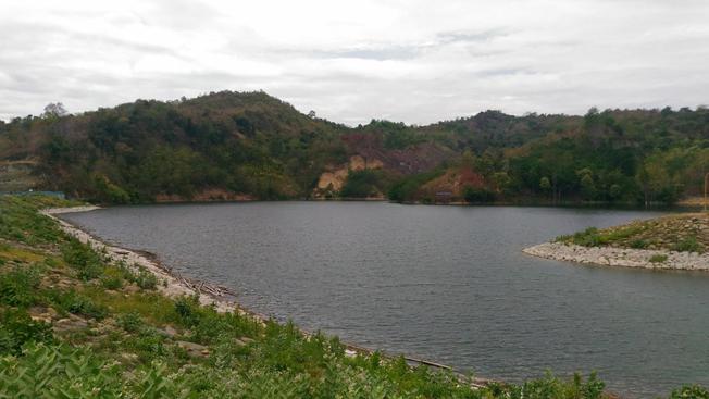 Waduk Rajui Padang Tiji, 1. Air Panas Beungga, 2. Monumen Tsunami Kota Sigli, 3. Air Terjun Tangse, 4. Pesona Puncak Kule, 5. Pantai Mantak Tari, 6. Ujong Pi, 7. Menara Air Belanda di Blok Bengkel, 8. Makam Tengku Abdullah Di Tiro, 9. Lingkok Kuwieng, 10. Masjid Po Teumeureuhom (Mutiara Barat), 11. Guha Tujuh (Laweung), 12. Arung Jeram Tangse, 13. Krueng Geunie, 14. Waduk Rajui Padang Tiji, 15. Pantai Pelangi, 16. Masjid Abu Beureueh, 17. Lancang Garam, 18. Bendungan Pinto Sa, 19. Gunung Peut Sagoe, 20. Gunung Taleuk, 21. Teuraceu Angên Beungga