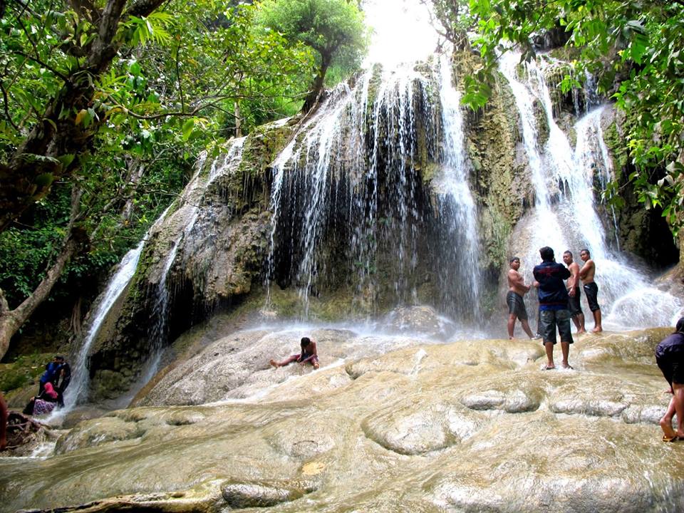 Air Terjun Grobogan Sewu via Sindopos, 1. Pantai Damas, 2. Pantai Karanggongso, 3. Pantai Prigi, 4. Pantai Blando, 5. Pantai Ngulung Wetan, 6. Pantai Ngadipuro, 7. Pantai Ngampiran, 8. Pantai Konang, 9. Pantai Taman Kili – Kili, 10. Pantai Pelang, 11. Wisata Rumah Apung, 12. Hutan Kota Trenggalek, 13. Bukit Banyon, 14. Gunung Gemblung Durenan, 15. Gunung Sepikul, 16. Gua Lowo, 17. Wisata Putri Maron, 18. Dam Bagong, 19. Goa Ngerit, 20. Pantai Simbaronce, 21. Wisata Edukasi Rumah Coklat, 22. Coban Rambat, 23. Air Terjun Banyu Nget, 24. Bukit Gembes, 25. Air Terjun Jurug Waru, 26. Pantai Pasir Putih Trenggalek, 27. Pantai Blado, 29. Hutan Mangrove Cengkrong, 30. Air Terjun Grobogan Sewu, 31. Air Terjun Kali Anjlok, 32. Alun-Alun Trenggalek, 33. Air Terjun Kedung Panas, 34. Air Terjun Ketro, 35. Air Terjun Jurug Menjalin, 36. Air Terjun Kali Jodo, 37. Air Terjun Songgolangit, 38. Air Terjun Jurug Terbang, 39. Air Terjun Pantai Pelang, 40. Gunung Prongos, 41. Puncak Jaas, 42. Bukit Mbendil, 43. Pantai Mbangko’an, 44. Pantai Wawaran, 45. Pantai Kapulogo, 46. Pantai Sumbreng, 47. Pantai Nggenjor