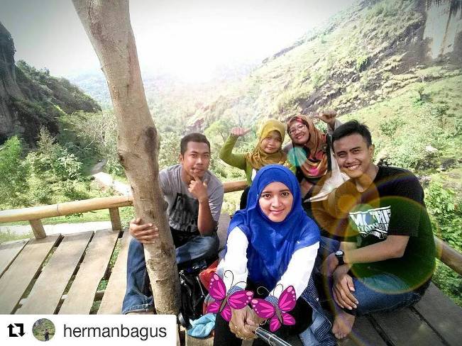 Gunung Gemblung Durenan via Ig @hermanbagus, 1. Pantai Damas, 2. Pantai Karanggongso, 3. Pantai Prigi, 4. Pantai Blando, 5. Pantai Ngulung Wetan, 6. Pantai Ngadipuro, 7. Pantai Ngampiran, 8. Pantai Konang, 9. Pantai Taman Kili – Kili, 10. Pantai Pelang, 11. Wisata Rumah Apung, 12. Hutan Kota Trenggalek, 13. Bukit Banyon, 14. Gunung Gemblung Durenan, 15. Gunung Sepikul, 16. Gua Lowo, 17. Wisata Putri Maron, 18. Dam Bagong, 19. Goa Ngerit, 20. Pantai Simbaronce, 21. Wisata Edukasi Rumah Coklat, 22. Coban Rambat, 23. Air Terjun Banyu Nget, 24. Bukit Gembes, 25. Air Terjun Jurug Waru, 26. Pantai Pasir Putih Trenggalek, 27. Pantai Blado, 29. Hutan Mangrove Cengkrong, 30. Air Terjun Grobogan Sewu, 31. Air Terjun Kali Anjlok, 32. Alun-Alun Trenggalek, 33. Air Terjun Kedung Panas, 34. Air Terjun Ketro, 35. Air Terjun Jurug Menjalin, 36. Air Terjun Kali Jodo, 37. Air Terjun Songgolangit, 38. Air Terjun Jurug Terbang, 39. Air Terjun Pantai Pelang, 40. Gunung Prongos, 41. Puncak Jaas, 42. Bukit Mbendil, 43. Pantai Mbangko’an, 44. Pantai Wawaran, 45. Pantai Kapulogo, 46. Pantai Sumbreng, 47. Pantai Nggenjor