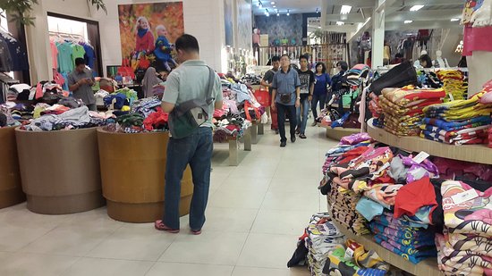 Heritage Factory Outlet Bandung, Lokasi Heritage Factory Outlet Bandung, Sejarah Berdirinya Heritage Bandung, Destinasi Wisata Sampai Pusat Berbelanja, Wisata Kuliner “Food Market” di Heritage Bandung , Tips Berbelanja Di Heritage Bandung, Heritage Bandung Buka Online, Nomer Telepon Heritage Factory Outlet