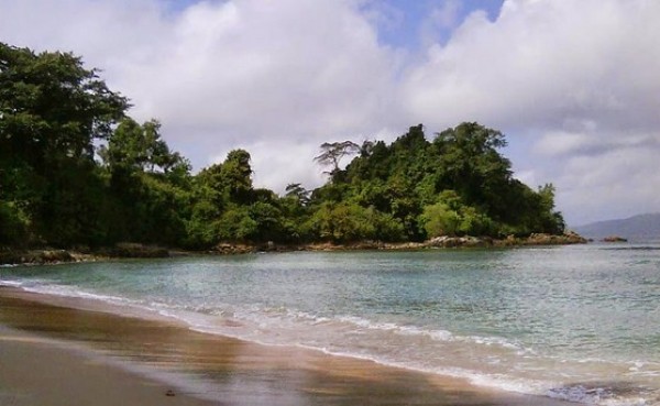Pantai Ngulung Wetan, 1. Pantai Damas, 2. Pantai Karanggongso, 3. Pantai Prigi, 4. Pantai Blando, 5. Pantai Ngulung Wetan, 6. Pantai Ngadipuro, 7. Pantai Ngampiran, 8. Pantai Konang, 9. Pantai Taman Kili – Kili, 10. Pantai Pelang, 11. Wisata Rumah Apung, 12. Hutan Kota Trenggalek, 13. Bukit Banyon, 14. Gunung Gemblung Durenan, 15. Gunung Sepikul, 16. Gua Lowo, 17. Wisata Putri Maron, 18. Dam Bagong, 19. Goa Ngerit, 20. Pantai Simbaronce, 21. Wisata Edukasi Rumah Coklat, 22. Coban Rambat, 23. Air Terjun Banyu Nget, 24. Bukit Gembes, 25. Air Terjun Jurug Waru, 26. Pantai Pasir Putih Trenggalek, 27. Pantai Blado, 29. Hutan Mangrove Cengkrong, 30. Air Terjun Grobogan Sewu, 31. Air Terjun Kali Anjlok, 32. Alun-Alun Trenggalek, 33. Air Terjun Kedung Panas, 34. Air Terjun Ketro, 35. Air Terjun Jurug Menjalin, 36. Air Terjun Kali Jodo, 37. Air Terjun Songgolangit, 38. Air Terjun Jurug Terbang, 39. Air Terjun Pantai Pelang, 40. Gunung Prongos, 41. Puncak Jaas, 42. Bukit Mbendil, 43. Pantai Mbangko’an, 44. Pantai Wawaran, 45. Pantai Kapulogo, 46. Pantai Sumbreng, 47. Pantai Nggenjor