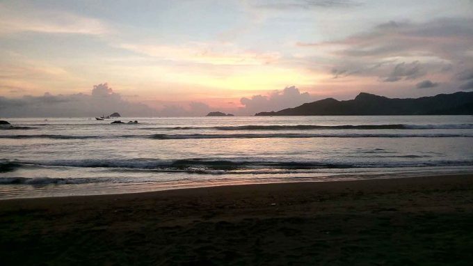 Pantai Sumbreng, 1. Pantai Damas, 2. Pantai Karanggongso, 3. Pantai Prigi, 4. Pantai Blando, 5. Pantai Ngulung Wetan, 6. Pantai Ngadipuro, 7. Pantai Ngampiran, 8. Pantai Konang, 9. Pantai Taman Kili – Kili, 10. Pantai Pelang, 11. Wisata Rumah Apung, 12. Hutan Kota Trenggalek, 13. Bukit Banyon, 14. Gunung Gemblung Durenan, 15. Gunung Sepikul, 16. Gua Lowo, 17. Wisata Putri Maron, 18. Dam Bagong, 19. Goa Ngerit, 20. Pantai Simbaronce, 21. Wisata Edukasi Rumah Coklat, 22. Coban Rambat, 23. Air Terjun Banyu Nget, 24. Bukit Gembes, 25. Air Terjun Jurug Waru, 26. Pantai Pasir Putih Trenggalek, 27. Pantai Blado, 29. Hutan Mangrove Cengkrong, 30. Air Terjun Grobogan Sewu, 31. Air Terjun Kali Anjlok, 32. Alun-Alun Trenggalek, 33. Air Terjun Kedung Panas, 34. Air Terjun Ketro, 35. Air Terjun Jurug Menjalin, 36. Air Terjun Kali Jodo, 37. Air Terjun Songgolangit, 38. Air Terjun Jurug Terbang, 39. Air Terjun Pantai Pelang, 40. Gunung Prongos, 41. Puncak Jaas, 42. Bukit Mbendil, 43. Pantai Mbangko’an, 44. Pantai Wawaran, 45. Pantai Kapulogo, 46. Pantai Sumbreng, 47. Pantai Nggenjor