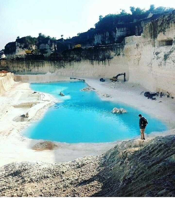 Bukit Kapur Jaddih via IG @indoflshlightjatimid