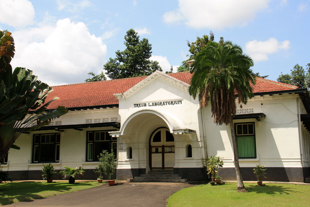Laboratorium Treub via Situsbudaya, Profil Kebun Raya Bogor Jawa Barat, Mendalami Seluk Beluk Kebun Raya, Kebun Raya Bogor, Salah Satu Destinasi Wajib Ketika Ke Bogor, Harga Tiket Masuk Masuk Kebun Raya Bogor, Fasilitas yang Ada di Kebun Raya Bogor, Pintu Masuk yang Ada di Kebun Raya Bogor, Rute Menuju Kebun Raya Bogor, Daya Tarik Kebun Raya Bogor, Objek Wisata di Kebun Raya Bogor, Rekomendasi Tempat Wisata di Bogor, Tips Berwisata Ke Kebun Raya Bogor