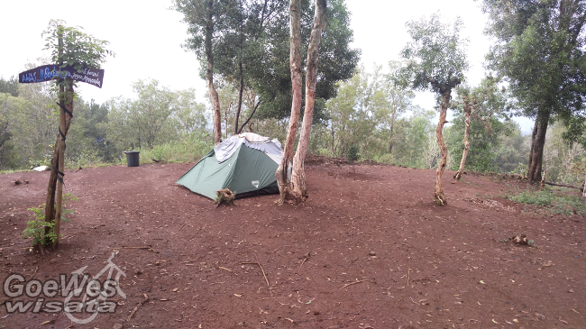 Camping Hutan Pinus Mangunan via gysanjaya.wordpresscom, Lokasi Kebun buah Mangunan yang Mudah Diakses, Rute Menuju Lokasi Wisata Kebun Buah Mangunan Jogja, Harga Tiket Masuk Kebun Buah Mangunan, Fasilitas Pendukung, Jam Buka Kebun Buah Mangunan Jogja, Pesona dan Daya Tarik Puncak Kebun Buah Mangunan Jogja, Tips dan Saran